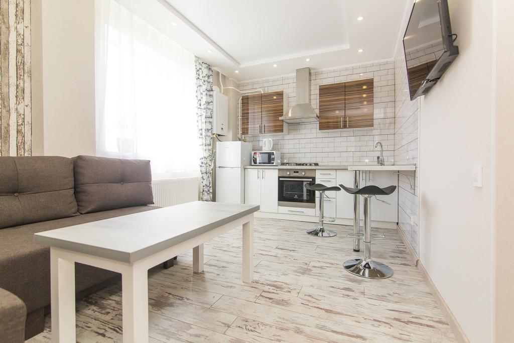 Vip Apartmen Apartment Sumy Ngoại thất bức ảnh