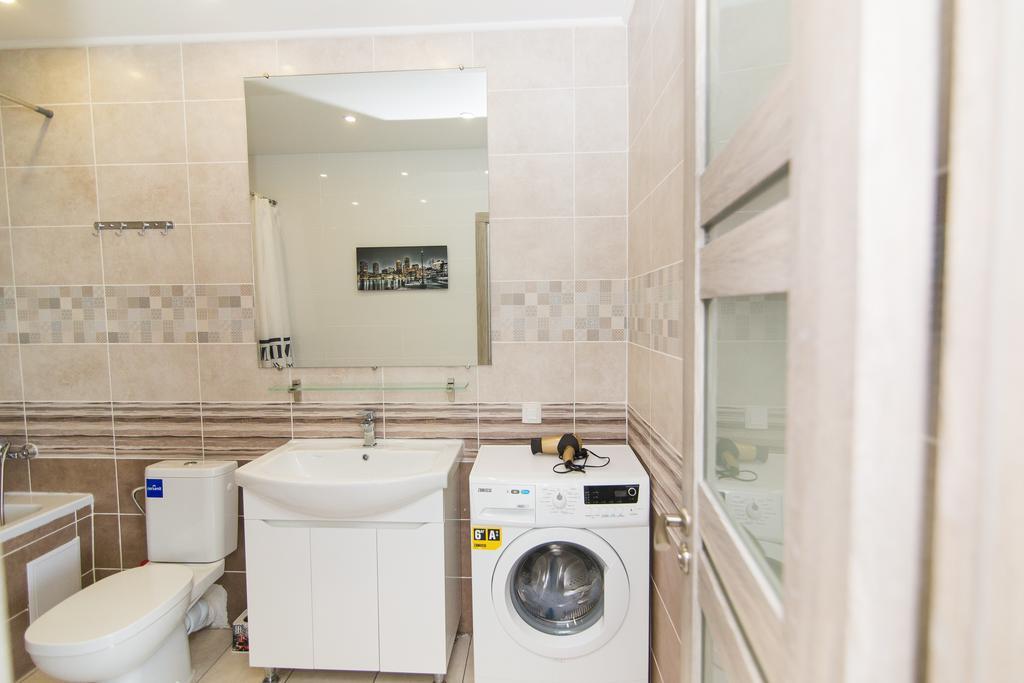 Vip Apartmen Apartment Sumy Ngoại thất bức ảnh