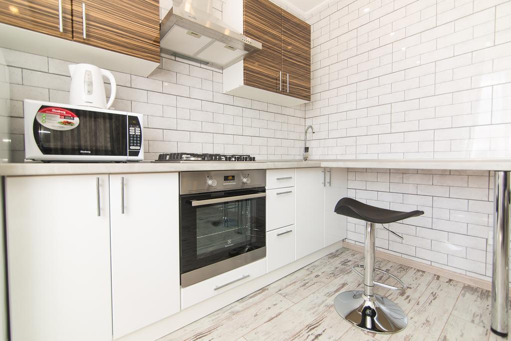 Vip Apartmen Apartment Sumy Ngoại thất bức ảnh
