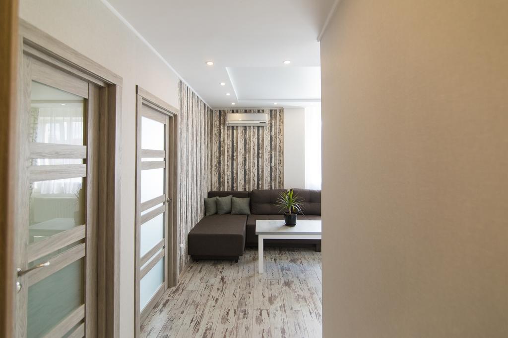 Vip Apartmen Apartment Sumy Ngoại thất bức ảnh